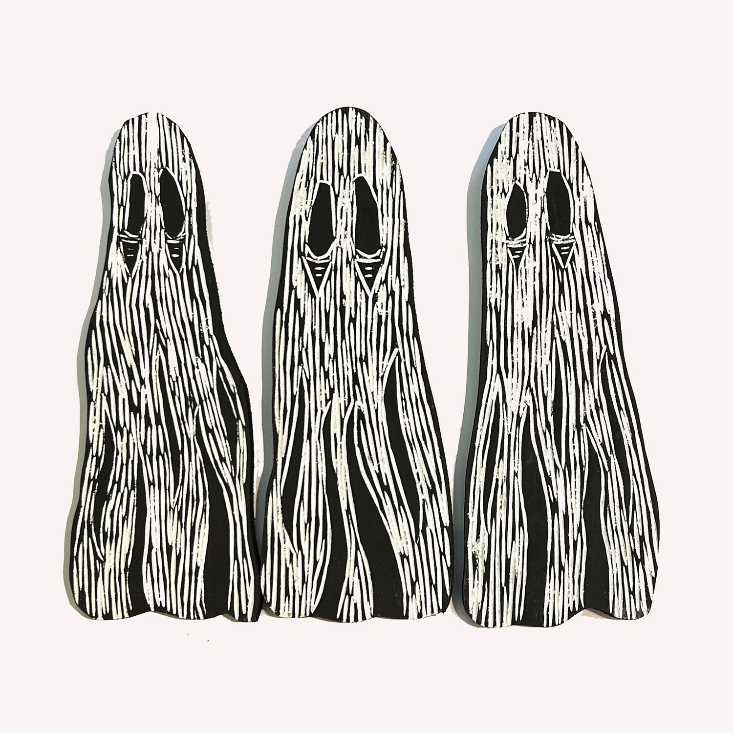 Spooky Ghosts Wooden Wall Hanging